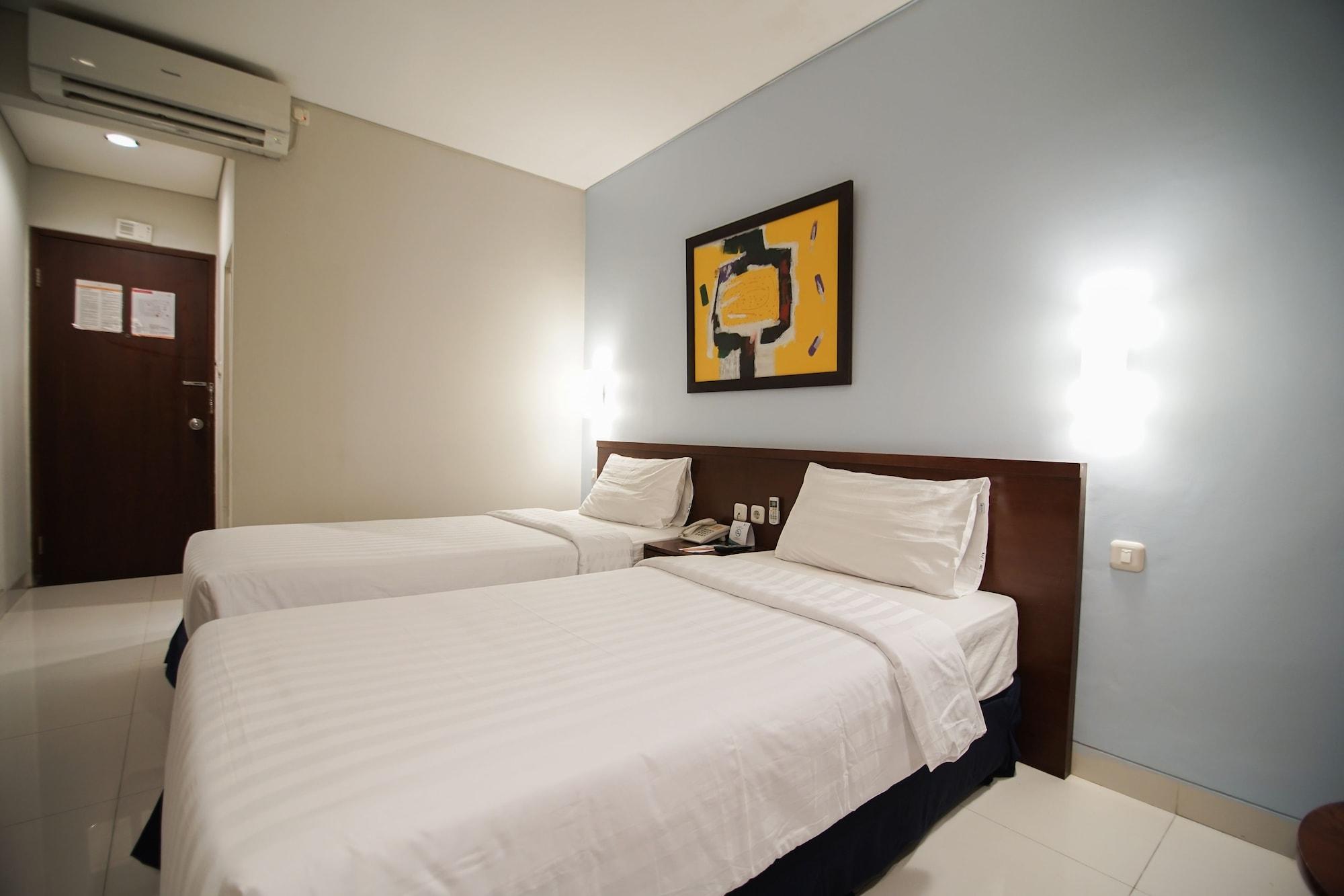 Sofyan Hotel Soepomo Jakarta Exteriör bild
