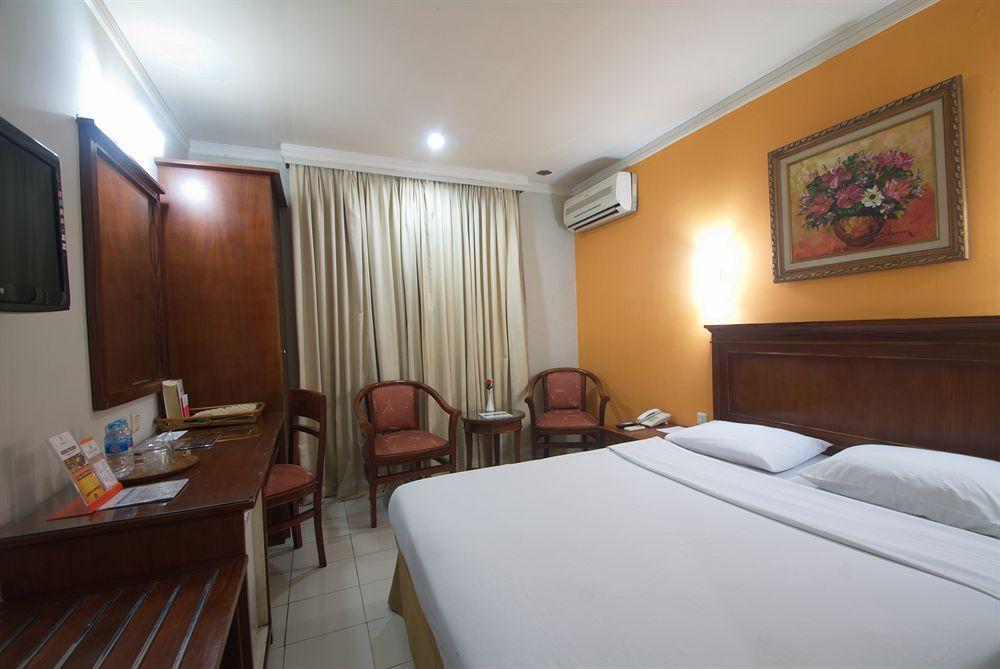 Sofyan Hotel Soepomo Jakarta Exteriör bild