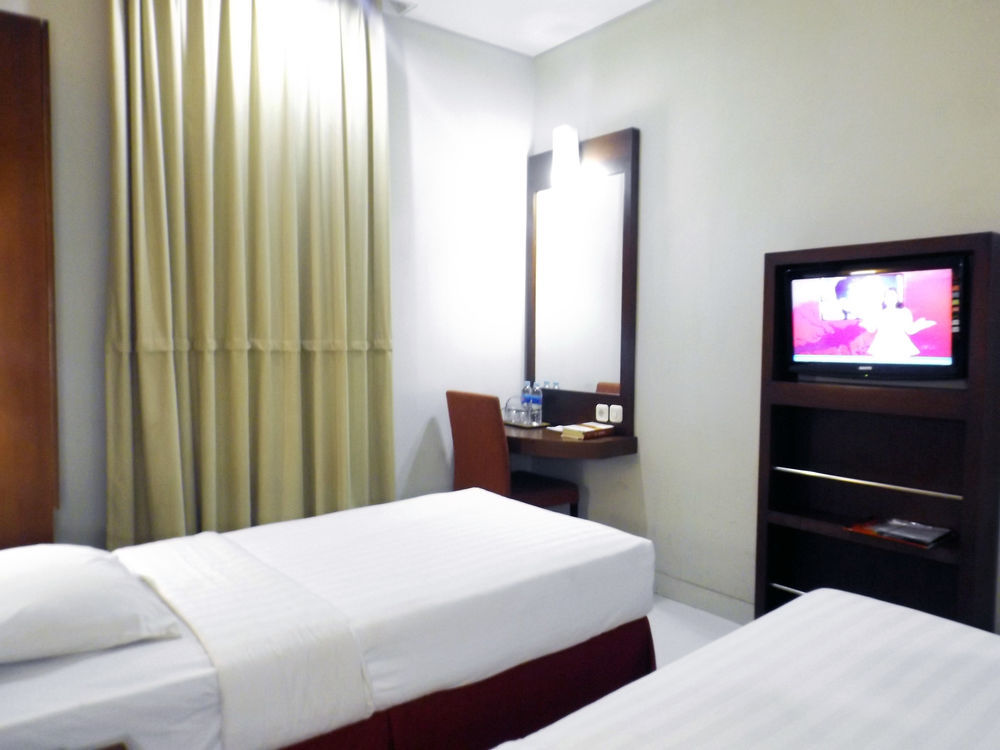 Sofyan Hotel Soepomo Jakarta Exteriör bild