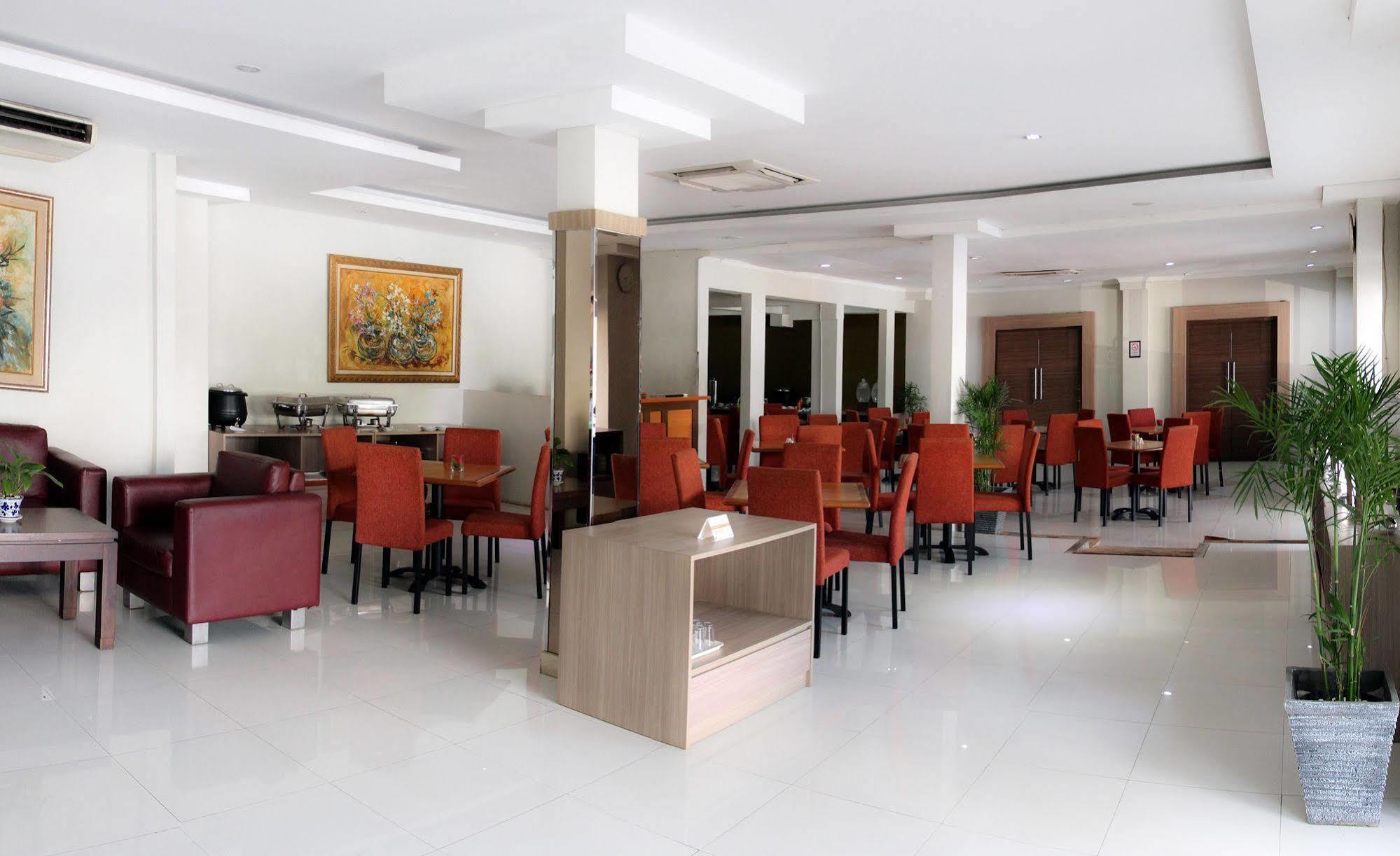 Sofyan Hotel Soepomo Jakarta Exteriör bild