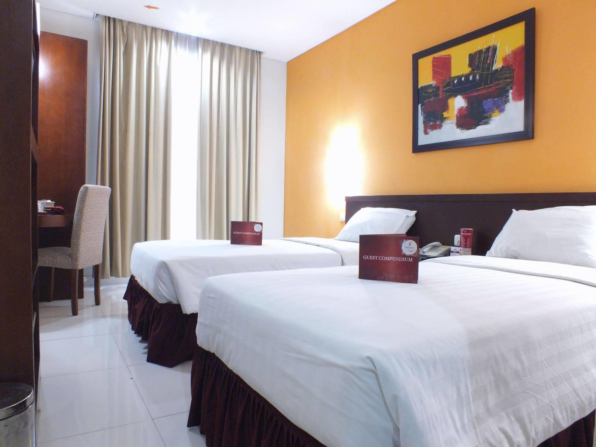 Sofyan Hotel Soepomo Jakarta Exteriör bild