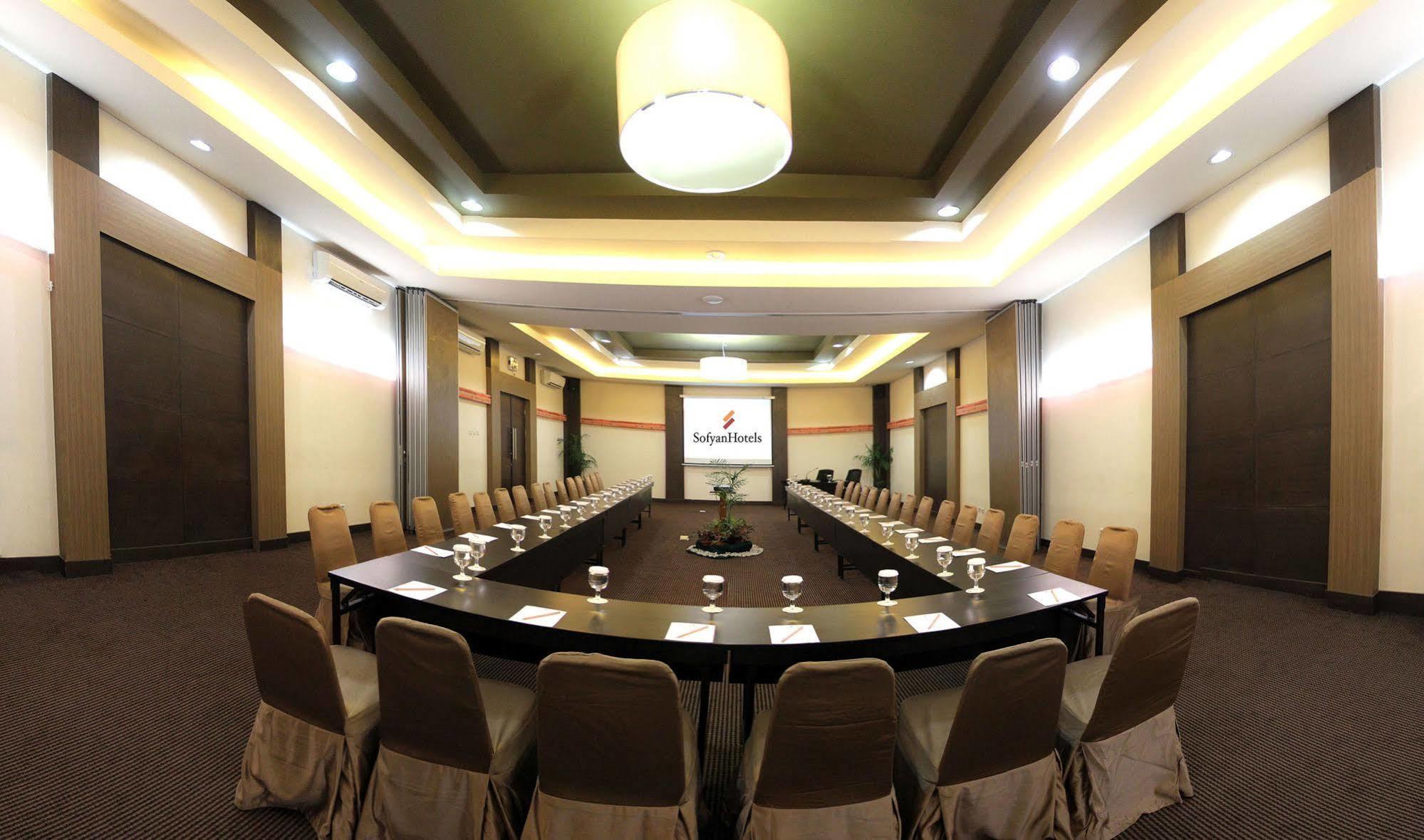 Sofyan Hotel Soepomo Jakarta Exteriör bild