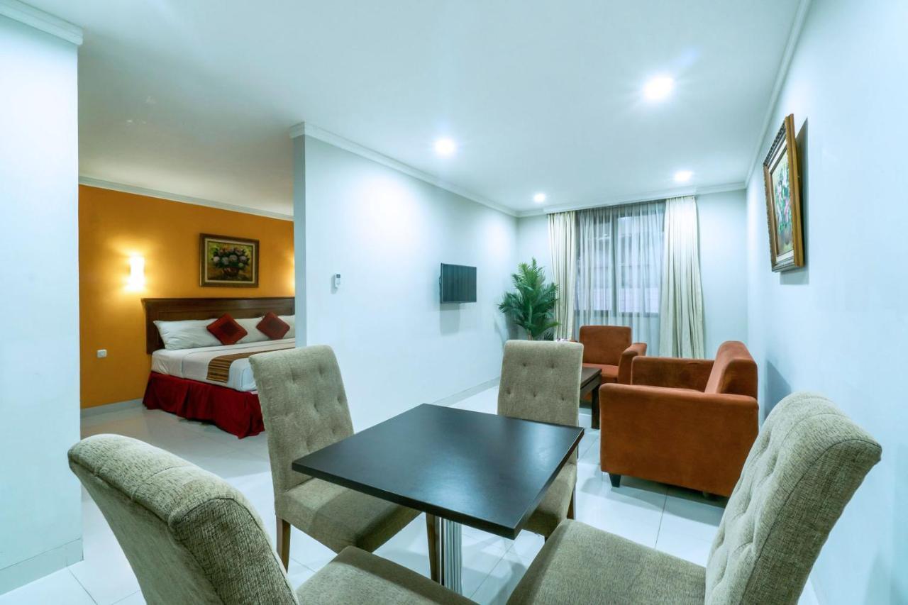 Sofyan Hotel Soepomo Jakarta Exteriör bild